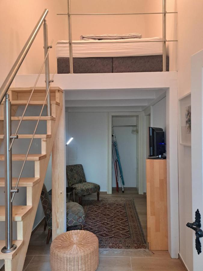 شقة Ruhige Art-Garconniere Mit Balkon فيينا المظهر الخارجي الصورة